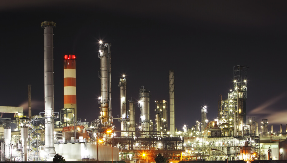 Blending Crude to Optimize Refinery Operations